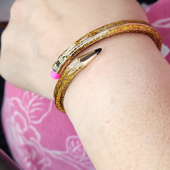 Betsey Johnson pencil ✏️ hinged by pass - Picture 3 of 4